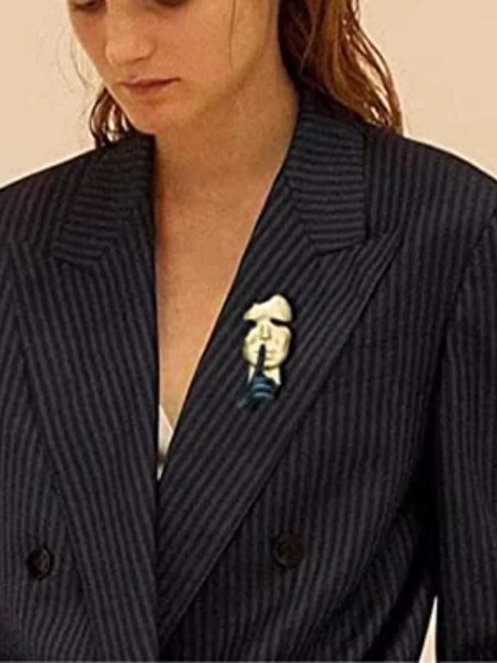 Gold Mask Enamel Lapel Pin Silence is Gold Thinker‎ Pin Badge Abstract Art